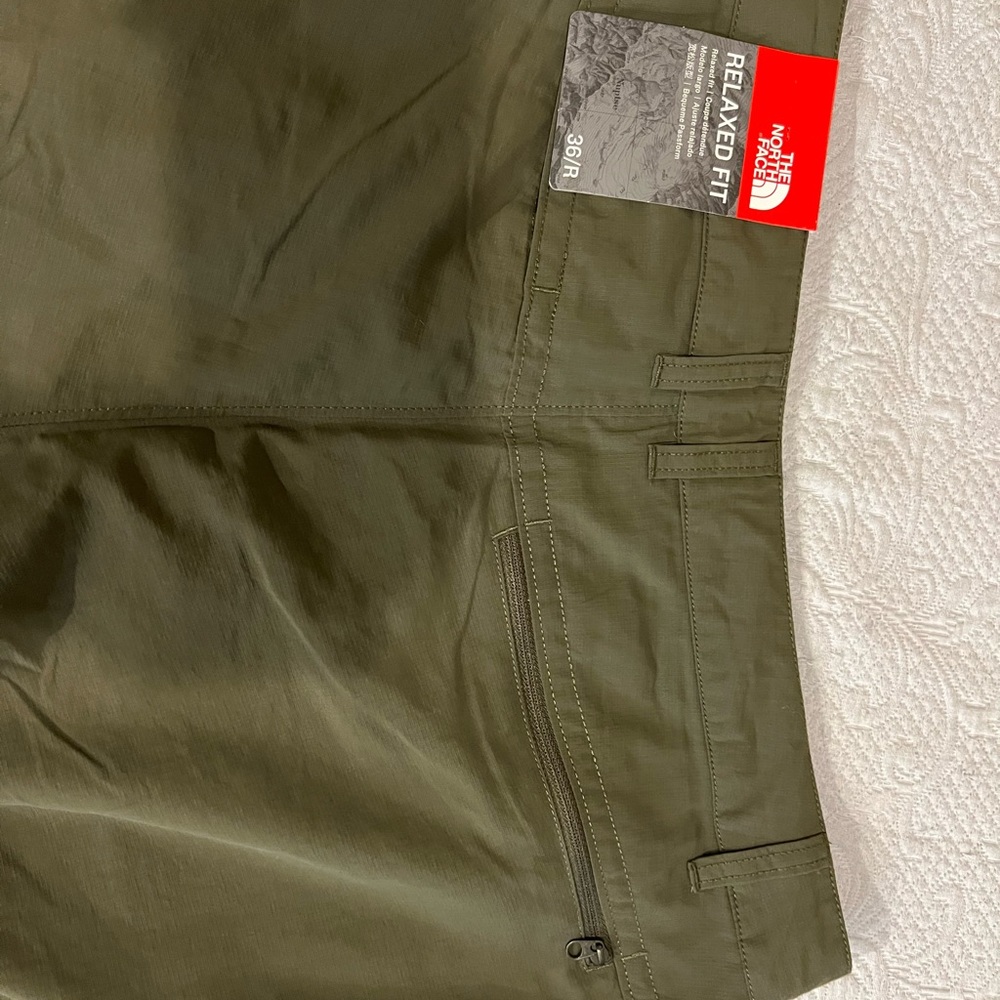 The North Face Olive Green Men's Flat Front Shorts - Picture 3 of 4